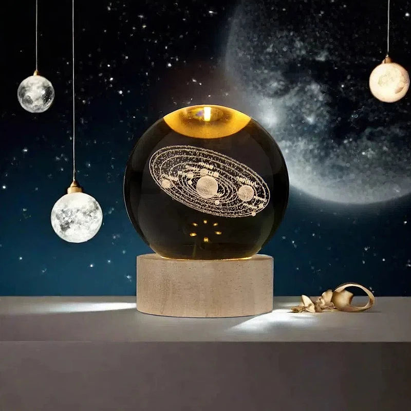 Lámpara de Mesa 3D Bola de Cristal – Luz Nocturna con Proyección de Planeta, Galaxia y Astronauta, Regalo Ideal para Niños