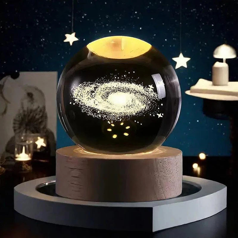 Lámpara de Mesa 3D Bola de Cristal – Luz Nocturna con Proyección de Planeta, Galaxia y Astronauta, Regalo Ideal para Niños